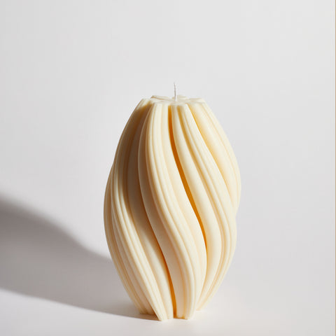 CENTRESTAGE SWIRL - DECORATIVE CANDLE